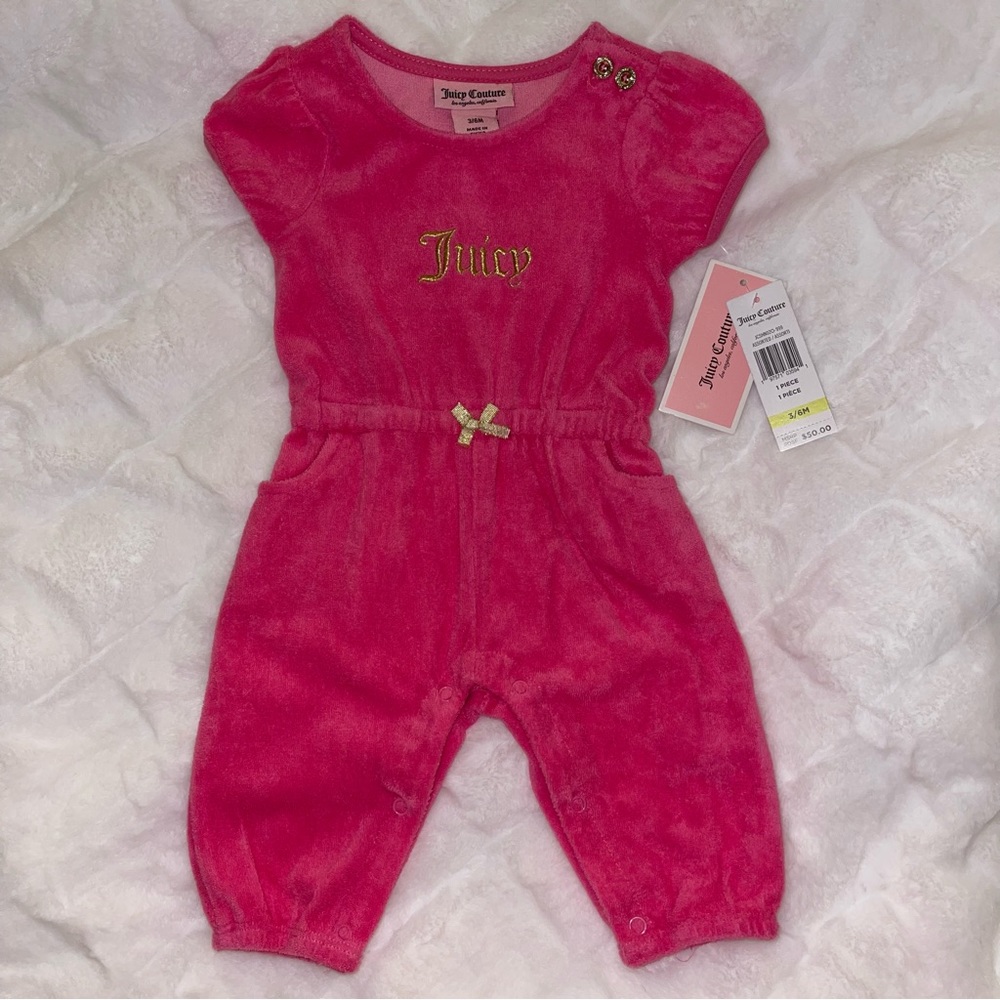 NWT Baby Juicy Couture Jumpsuit Romper Pink Gold Logo Bow Ruffle Pockets 3-6 Mon